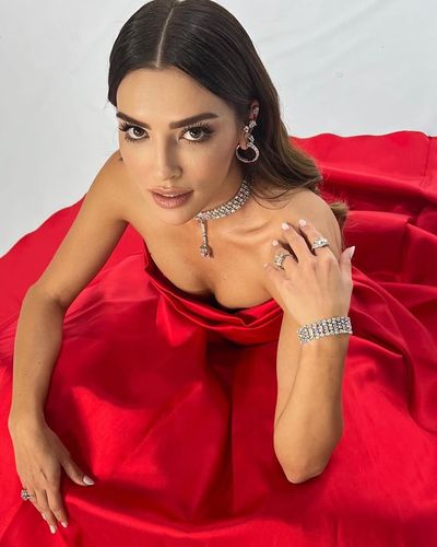 Zehra Yılmaz seksi ifşa fotoğrafı 98