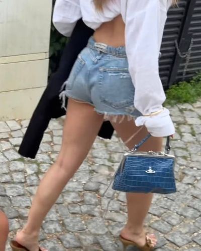 Zeybik seksi ifşa fotoğrafı 16
