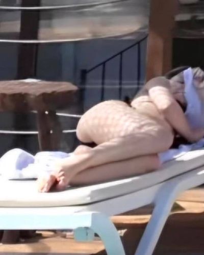 Zeybik seksi ifşa fotoğrafı 50