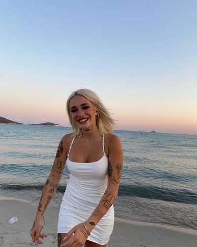Zeynep Aleyna Şen seksi ifşa fotoğrafı 240