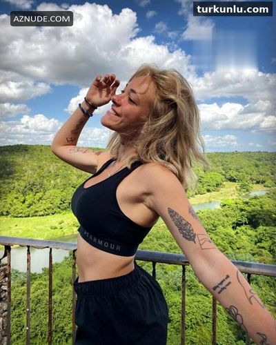 Zeynep Aleyna Şen seksi ifşa fotoğrafı 5 — Zeynep Aleyna Şen In A Sexy Bikini (2022)