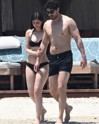 Zeynep Atılgan seksi ifşa fotoğrafı 122