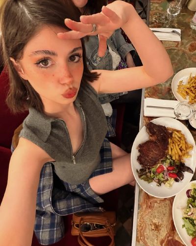 Zeynep Atılgan seksi ifşa fotoğrafı 1056