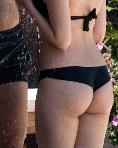 Zeynep Atılgan seksi ifşa fotoğrafı 1053