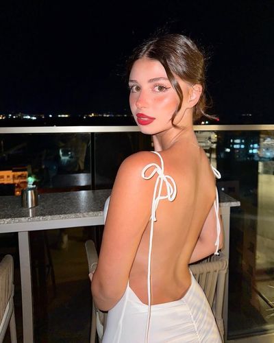 Zeynep Atılgan seksi ifşa fotoğrafı 1