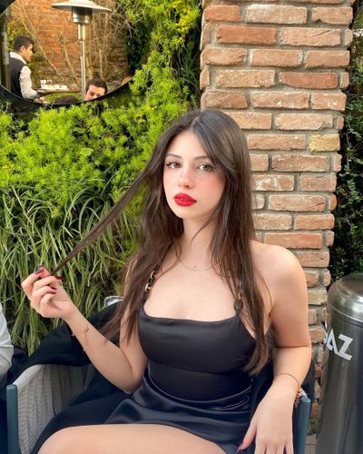 Zeynep Atılgan seksi ifşa fotoğrafı 22