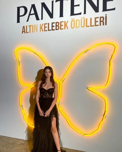 Zeynep Atılgan seksi ifşa fotoğrafı 35