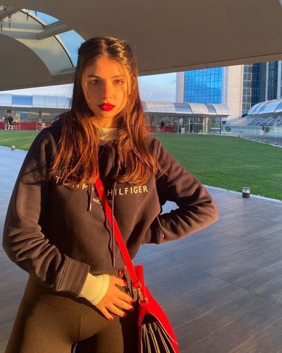 Zeynep Atılgan seksi ifşa fotoğrafı 81