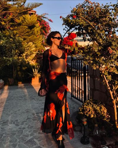Zeynep Bastık seksi ifşa fotoğrafı 17