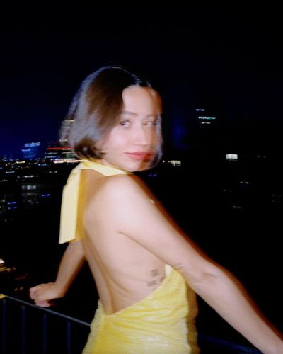 Zeynep Bastık seksi ifşa fotoğrafı 17832