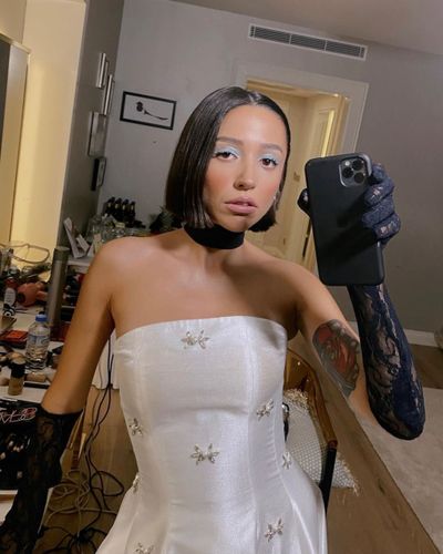 Zeynep Bastık seksi ifşa fotoğrafı 17735