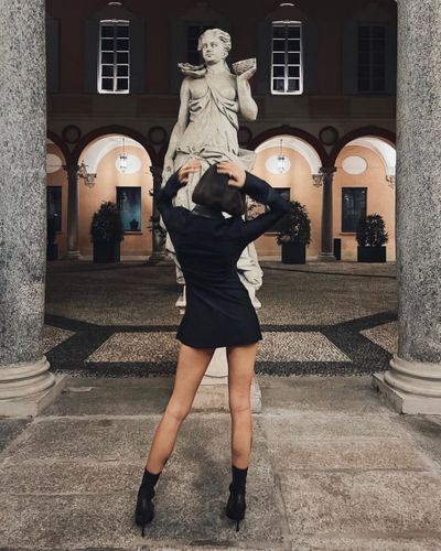 Zeynep Bastık seksi ifşa fotoğrafı 17628