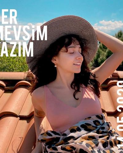 Zeynep Bastık seksi ifşa fotoğrafı 16503
