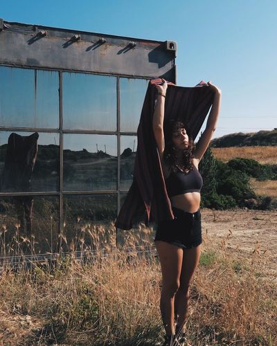 Zeynep Bastık seksi ifşa fotoğrafı 654