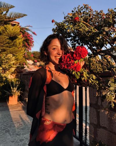 Zeynep Bastık seksi ifşa fotoğrafı 76