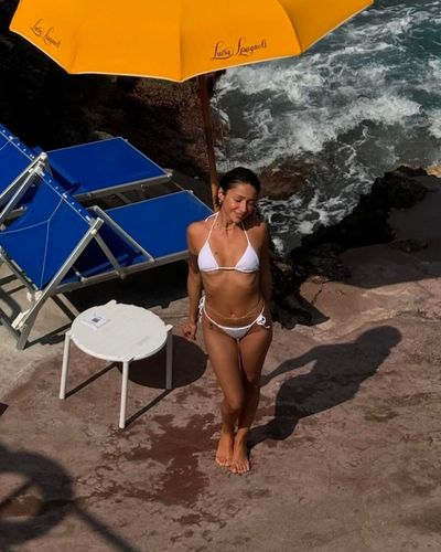 Zeynep Bastık seksi ifşa fotoğrafı 235