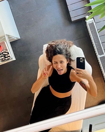 Zeynep Bastık seksi ifşa fotoğrafı 81