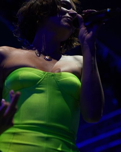Zeynep Bastık seksi ifşa fotoğrafı 95