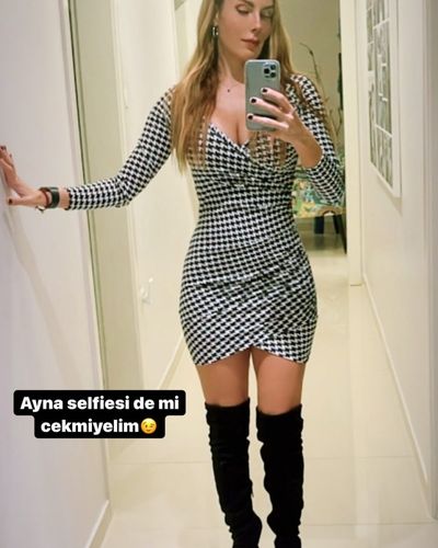 Zeynep Koltuk seksi ifşa fotoğrafı 21