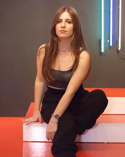 Zeynep Özkaya seksi ifşa fotoğrafı 16