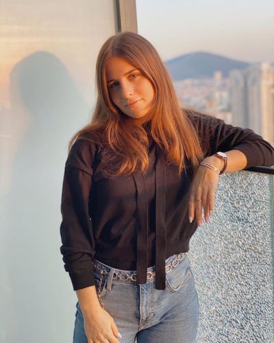 Zeynep Özkaya seksi ifşa fotoğrafı 22