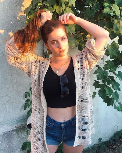 Zeynep Özkaya seksi ifşa fotoğrafı 30