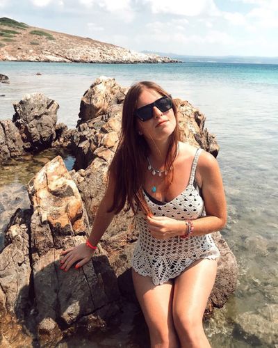 Zeynep Özkaya seksi ifşa fotoğrafı 41