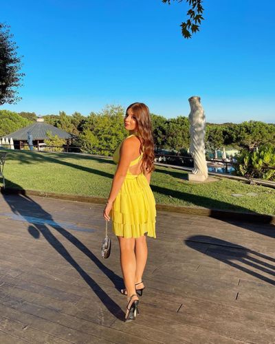 Zeynep Özkaya seksi ifşa fotoğrafı 8