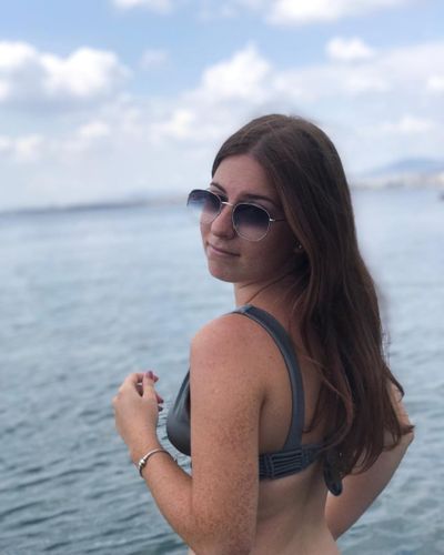 Zeynep Özkaya seksi ifşa fotoğrafı 98