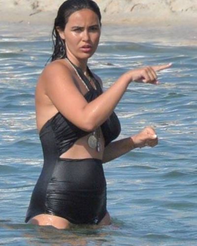 Zeynep Sever Demirel seksi ifşa fotoğrafı 4