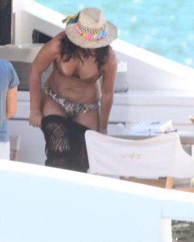 Zeynep Sever Demirel seksi ifşa fotoğrafı 81