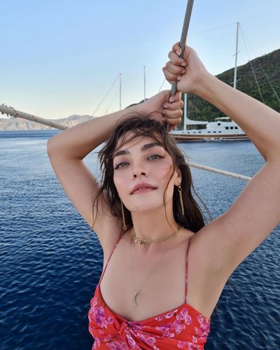 Zeynep Tuğçe Bayat seksi ifşa fotoğrafı 166