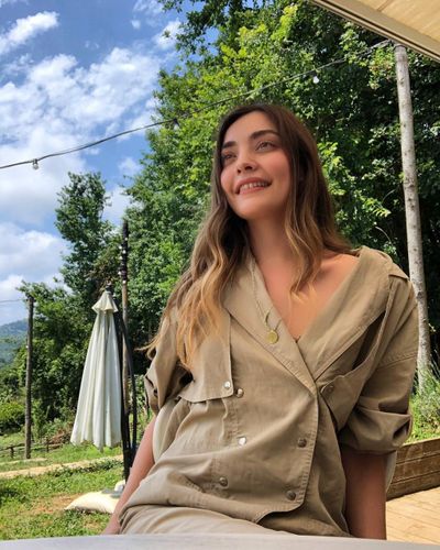 Zeynep Tuğçe Bayat seksi ifşa fotoğrafı 16