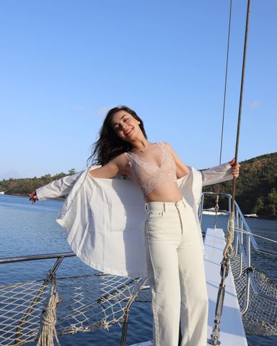 Zeynep Tuğçe Bayat seksi ifşa fotoğrafı 18