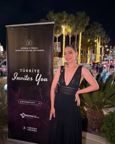 Zeynep Tuğçe Bayat seksi ifşa fotoğrafı 192