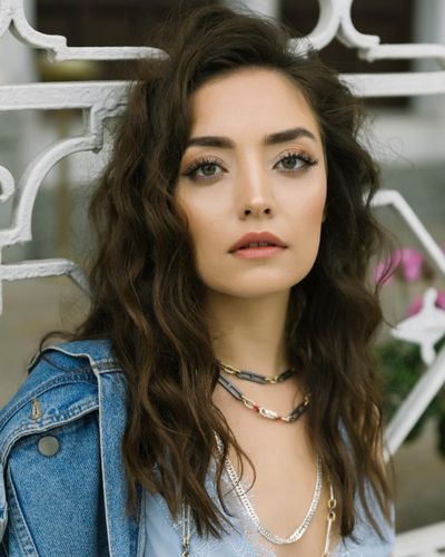 Zeynep Tuğçe Bayat seksi ifşa fotoğrafı 23