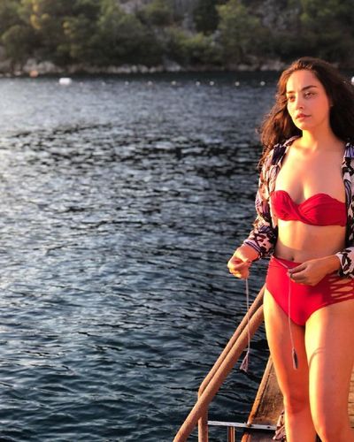 Zeynep Tuğçe Bayat seksi ifşa fotoğrafı 54