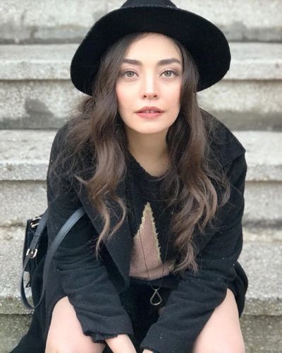 Zeynep Tuğçe Bayat seksi ifşa fotoğrafı 83