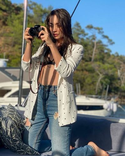 Zeynep Tuğçe Bayat seksi ifşa fotoğrafı 86