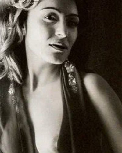 Ziynet Sali seksi ifşa fotoğrafı 1