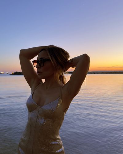 Ziynet Sali seksi ifşa fotoğrafı 9