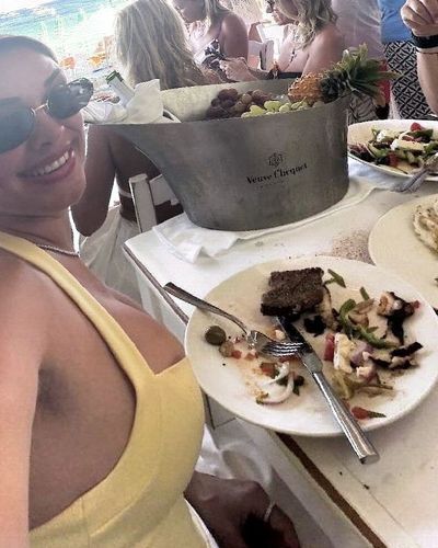 Zuhal Topal seksi ifşa fotoğrafı 38